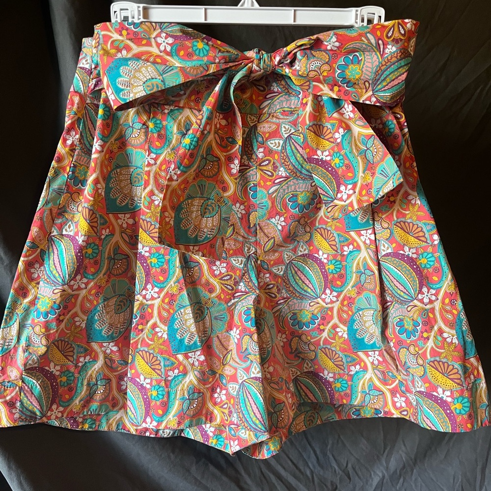 Antonio Melani Womens Shorts Size 14 Colorful Print Coral Spring Preppy Bow